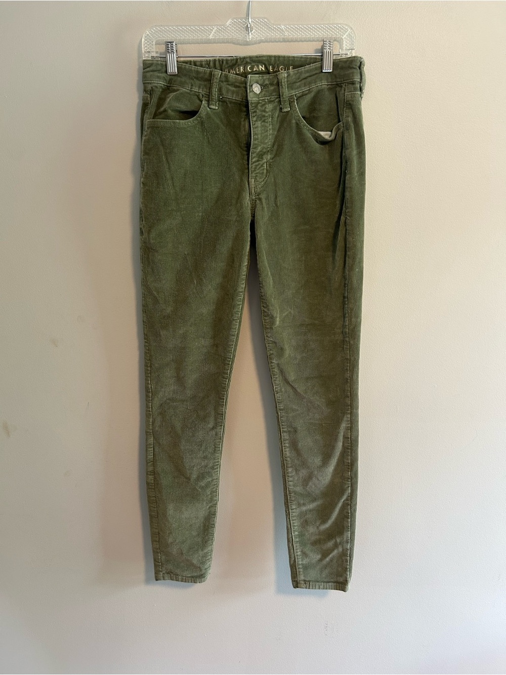 American Eagle Outfitters 6 LONG Olive Green Corduroy high rise skinny leg Pants